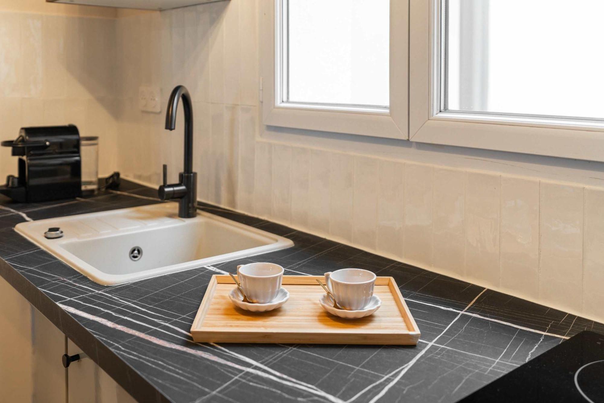 Family Apartment In Paris Eksteriør bilde